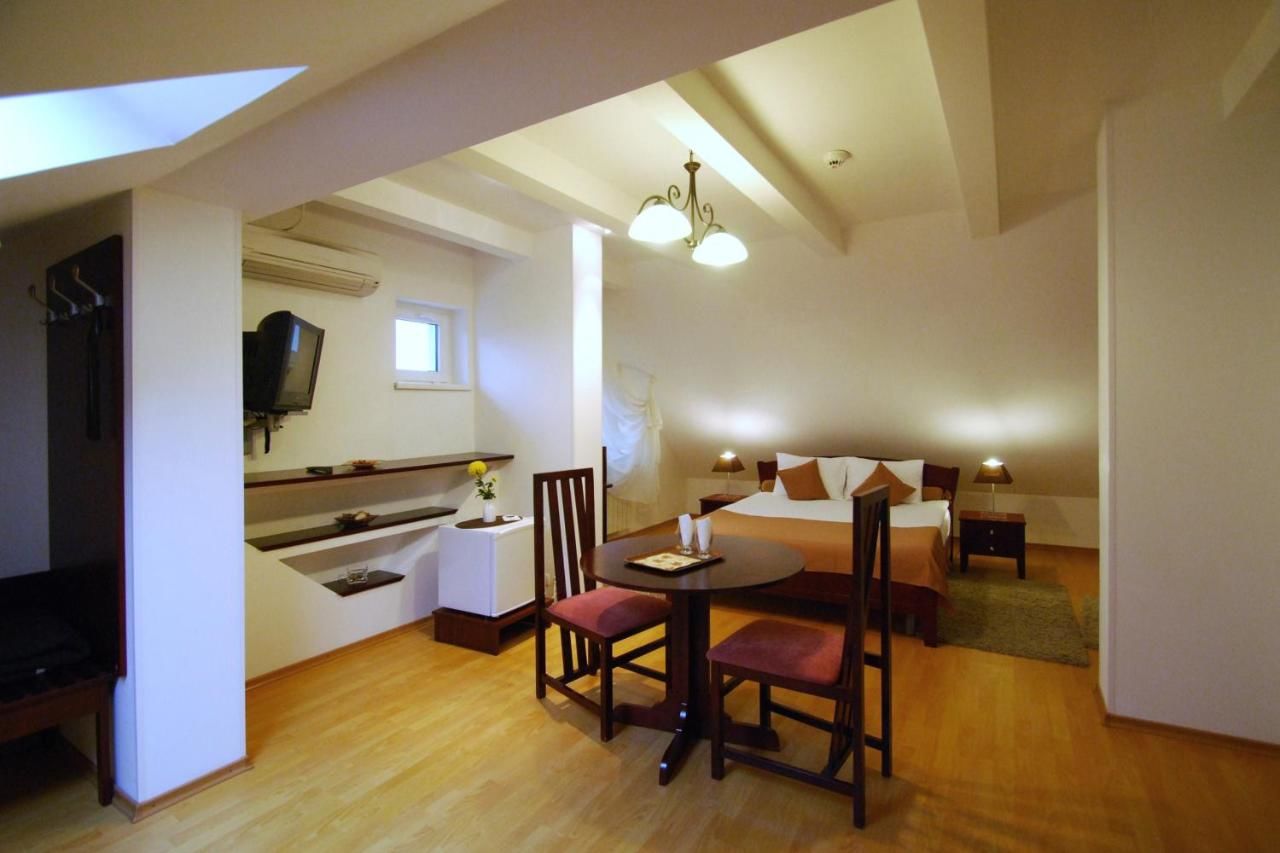 Гостевой дом Casa iRMA - Rooms for rent Бакэу